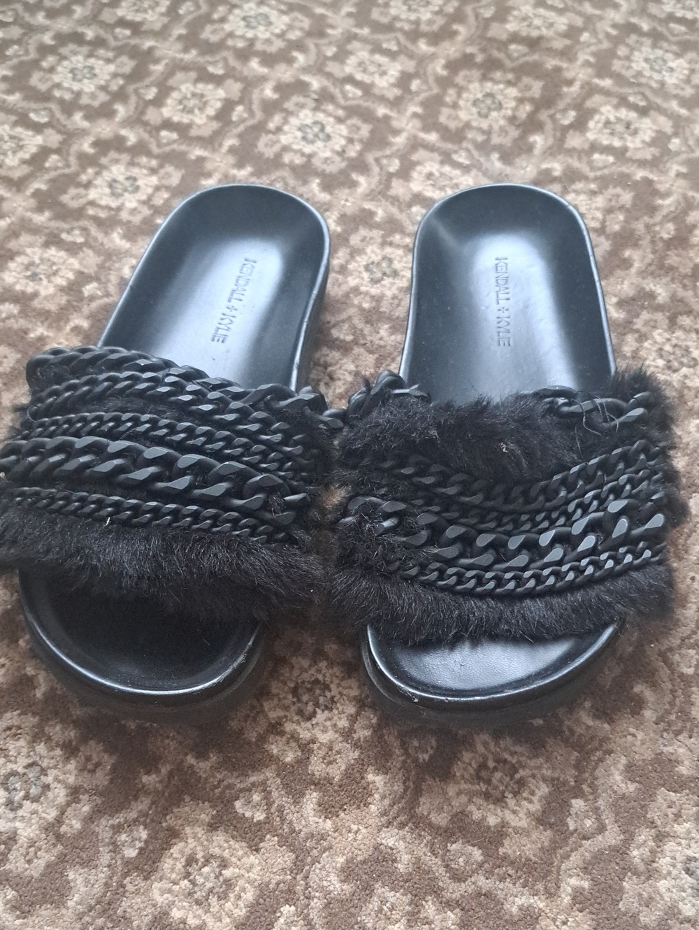 Kendall & Kylie Black Faux Fur Slide Mules with Chain Trim